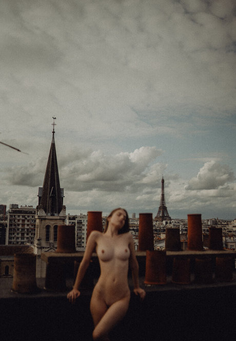 chubby slut onlyfans pornographic image