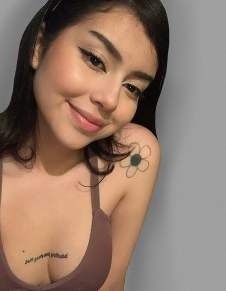 blonde kitty onlyfans beautiful naked images