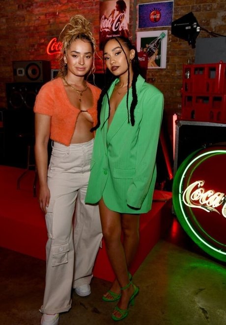 Ella Eyre pornstar xxx image