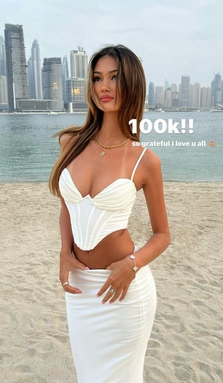 Audrey Thompson model erotic picture