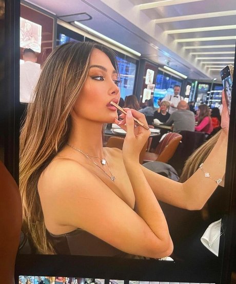 Audrey Thompson model porn picture