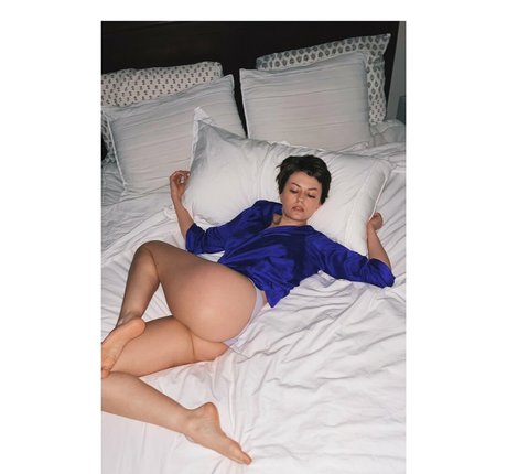 pantyhose milf onlyfans top pictures