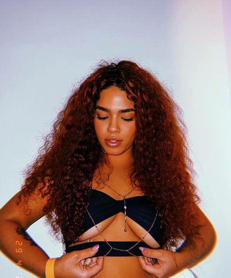 eumariart pornstar nude pics