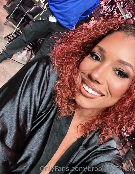 brookliynwren pornstar high quality image