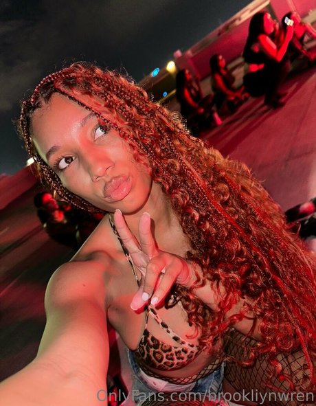 brookliynwren pornstar top picture
