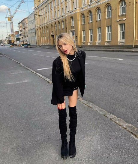 ananda yes pornographic star image