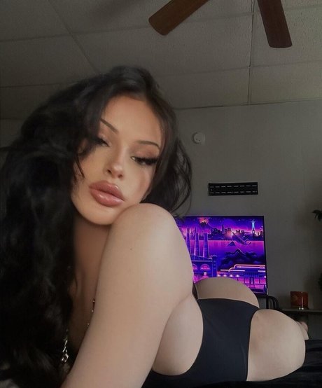 Kendalluvxx free pornstar galleries