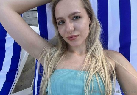 miabootyfree star pornographic pictures