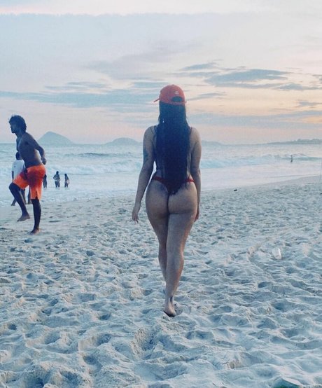 Bruna Balbino sex pornstar img