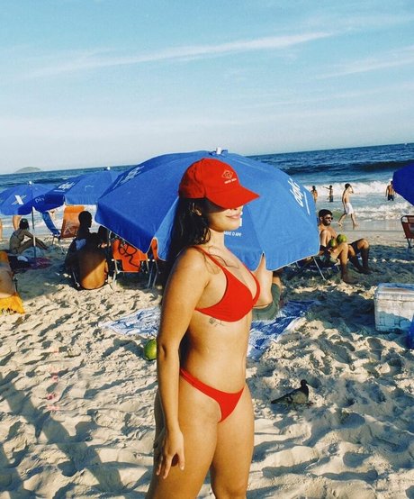 Bruna Balbino naked pornstar img