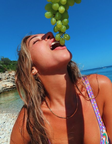 Evanthia Theodorou pornstar naked photo