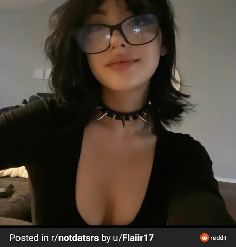 Notdatsrs model adult archive