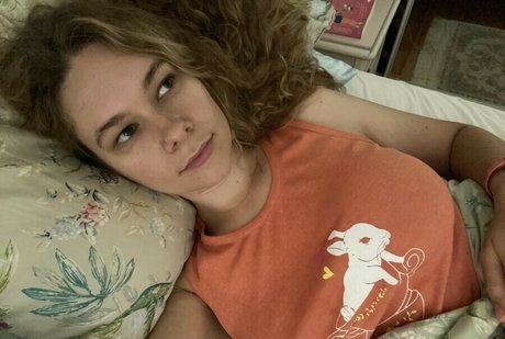 RoxyTall erotic star img