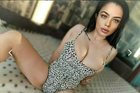 vickirivas99 naked pornstar photos