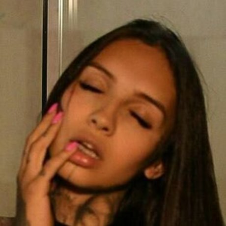 camilasernaart model photos