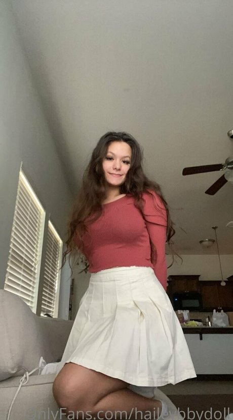 Haileybbydoll pornstar pics