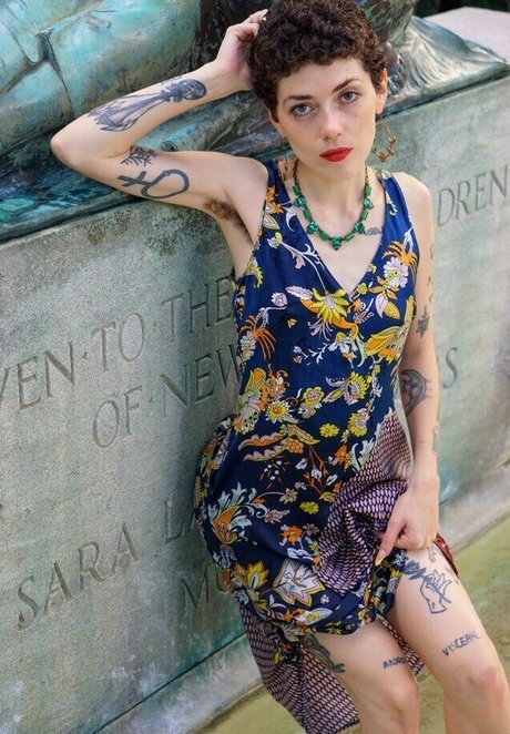 hottest teacher onlyfans art xxx pic