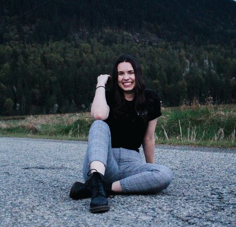 Sarah Butt pornstar art image