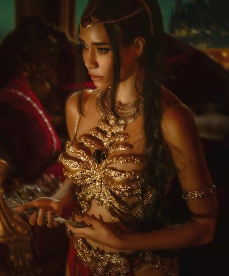 Milynn Sarley hot pornstar picture