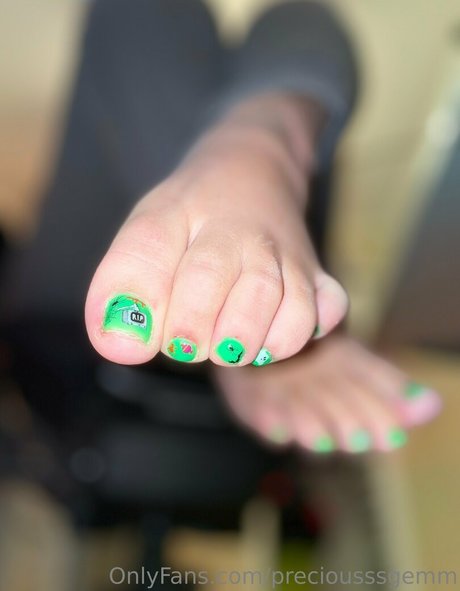 preciousssgemm star pornographic pics