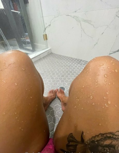 mizztwerksumfree model sex pictures