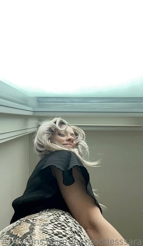deargoddesssara sexy model pics