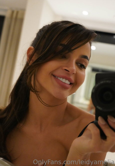 leidyamelia nice model gallery