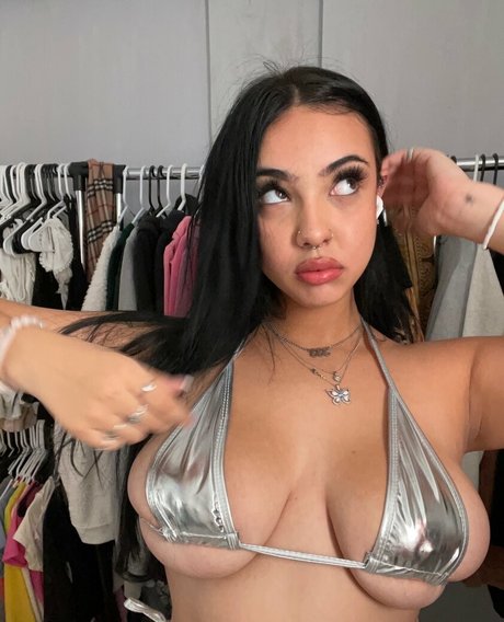 em1lina sex actress pics