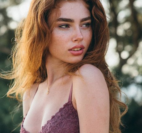 Eden Chanel model perfect photos