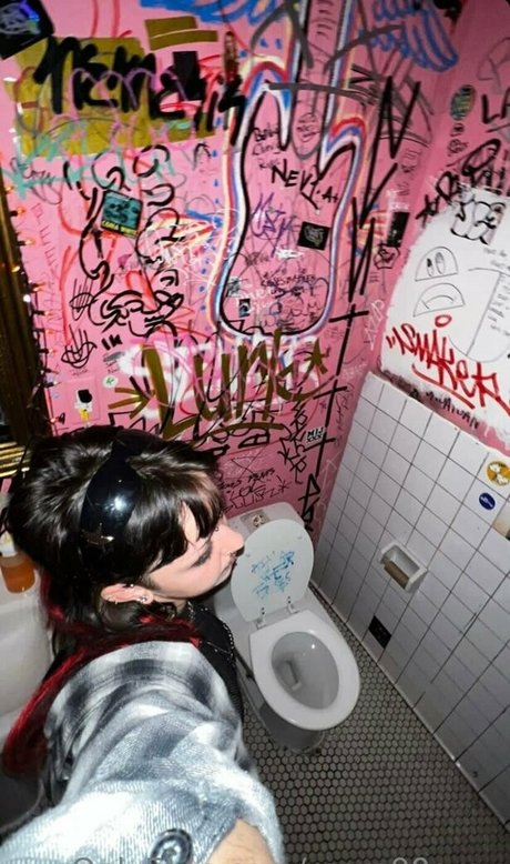 more00grey top pornstar picture