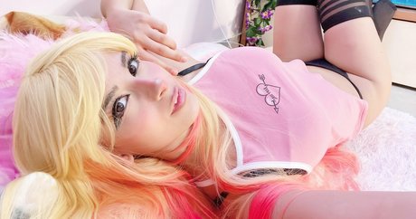 Lunaloveton hd actress pic