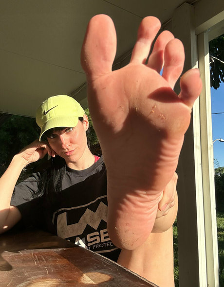 missmaroe model picture