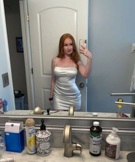 Burinski Twins model high quality img