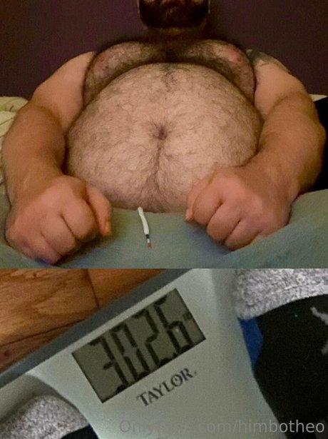 himbotheo model naked photo