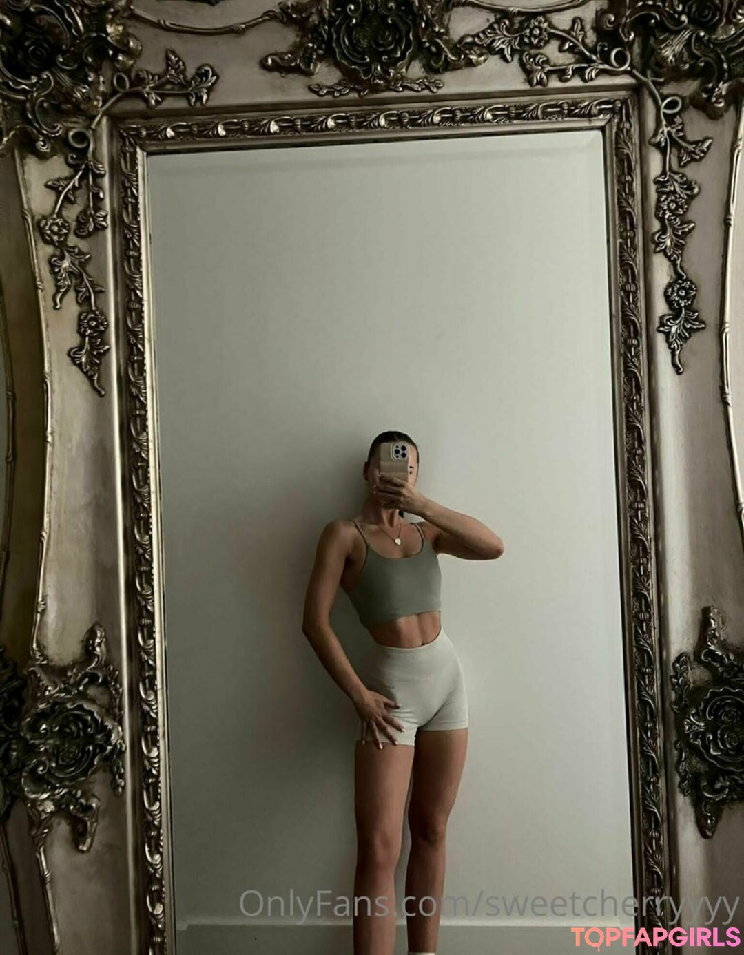 sweetcherryyyy pornstar naked img