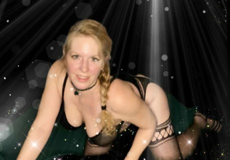 trishw76 star best photos