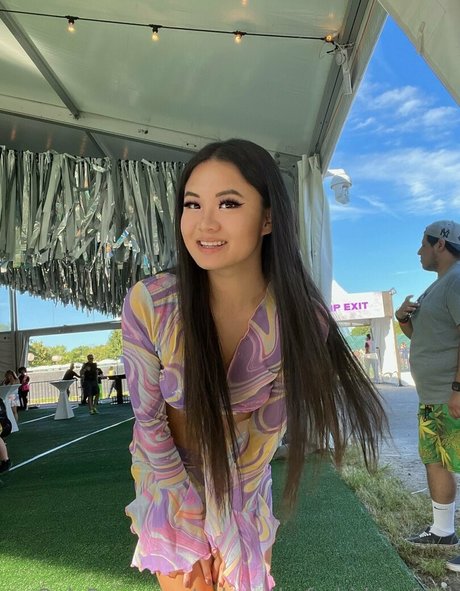 sakuratheforbiddenfruit xxx star img