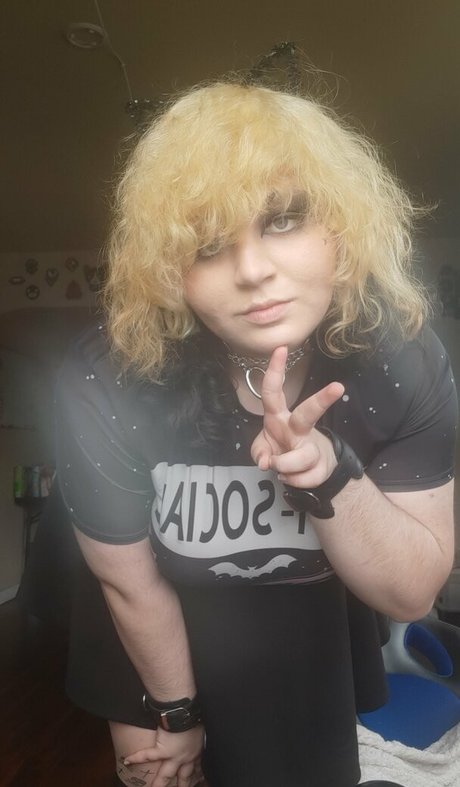 amy lovotomy sex actress img