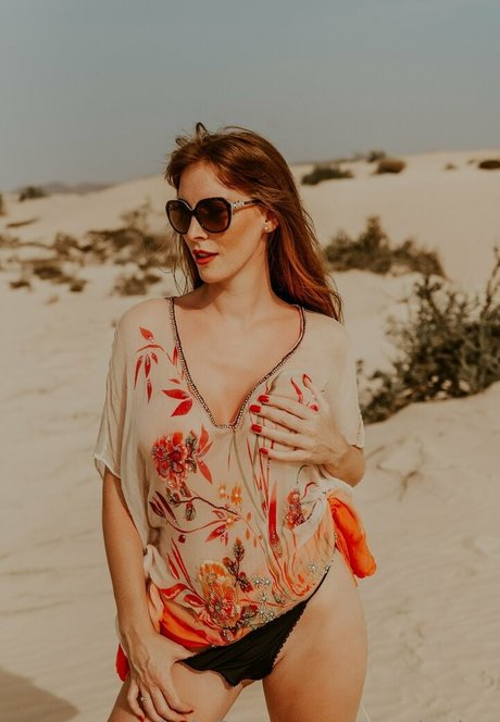 rosedevine model adult pictures