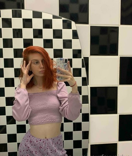 yourfoxygirlxo star nice pics