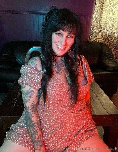 katitajewelnovak best star photo