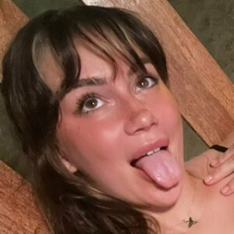 observinglalaxo hot pornstar image