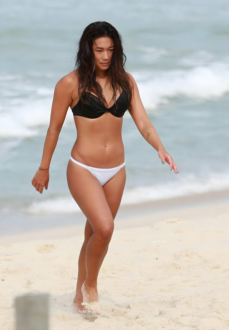 Dani Suzuki sex model photos