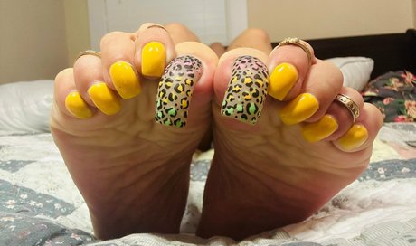 snowyarches pretty model pics