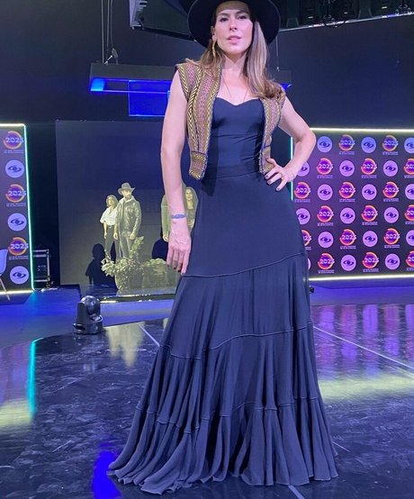 Zharick Leon star hot picture