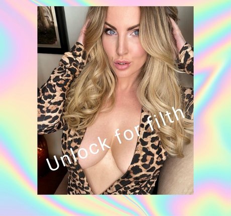 stepmomgeorgie model porn pic