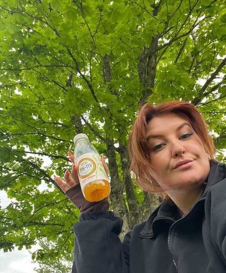 Rebecca Shortt sexy star galleries