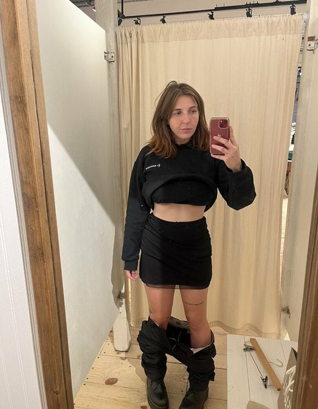 Megan Bitchell nice star pictures