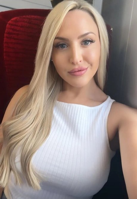 Emma Jones art pornstar gallery