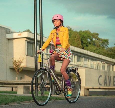 Mimi Keene star perfect galleries